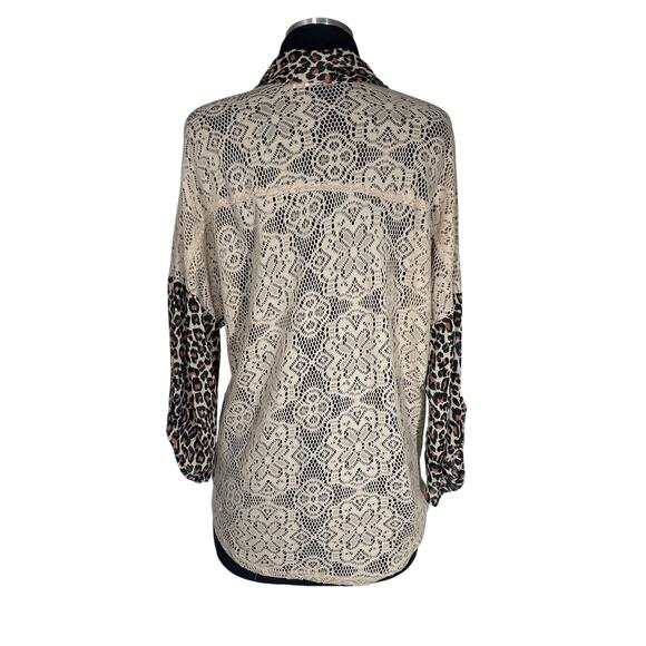 Shyanne Cheetah Print Lace Western Blouse Top Tie Front Roll Tab Sleeve Size XL - Picture 7 of 12